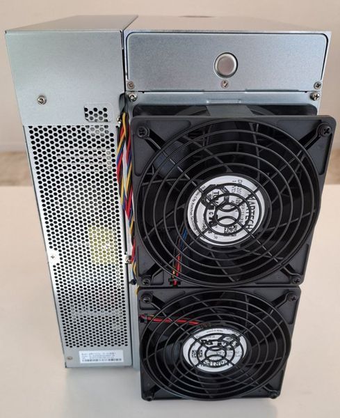 Asic-майнер Bitmain Antminer S21 200 Th/s 3500 Вт с БП (S21 200Th) H00000401331 фото