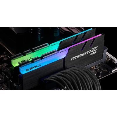 Оперативна пам'ять G.Skill Trident Z RGB DIMM DDR4 32ГБ (F4-3600C18D-32GTZR) H00000055182 фото