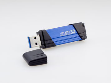 Флеш память USB Verico 32ГБ USB 3.0 (1UDOV-T5NB33-NN) H00000221926 фото