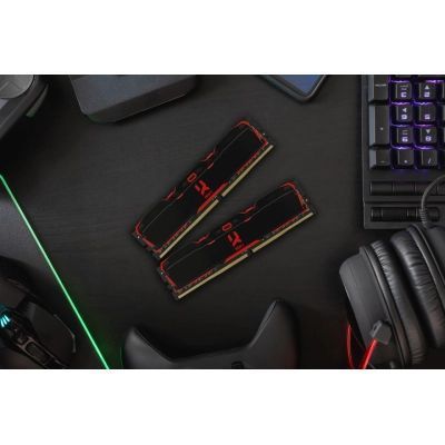 Оперативна пам'ять GOODRAM IRDM X DIMM DDR4 32ГБ (IR-X3200D464L16A/32GDC) H00000133935 фото
