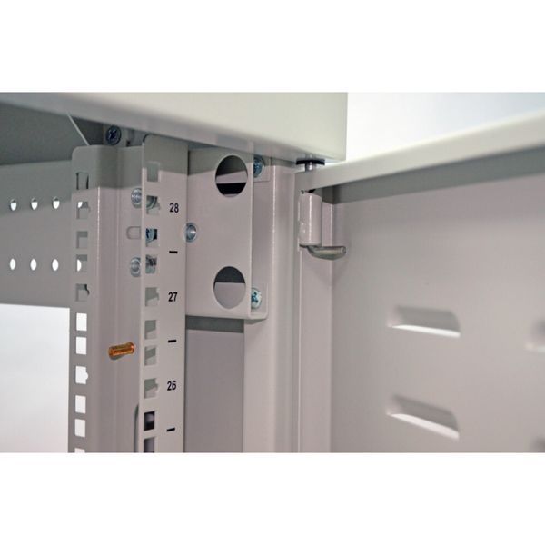Телекомунікаційна шафа CMS 42U 19" 675 мм (UA-MGSE4266MG) H00000002574 фото
