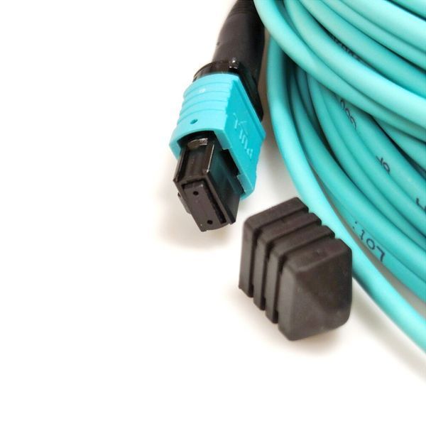 Патч-корд оптический CMS MPO-MPO UPC MM(OM3) Simplex 30м (UPCB-30MPOFMPOF(MM)8(ON)) H00000340694 фото