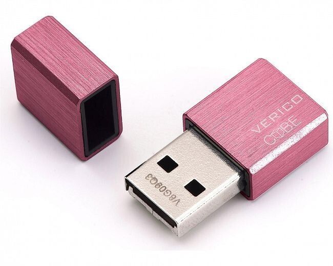 Флеш память USB Verico MiniCube 16ГБ USB 2.0 (1MCOV-M7PKG3-NN) H00000186316 фото